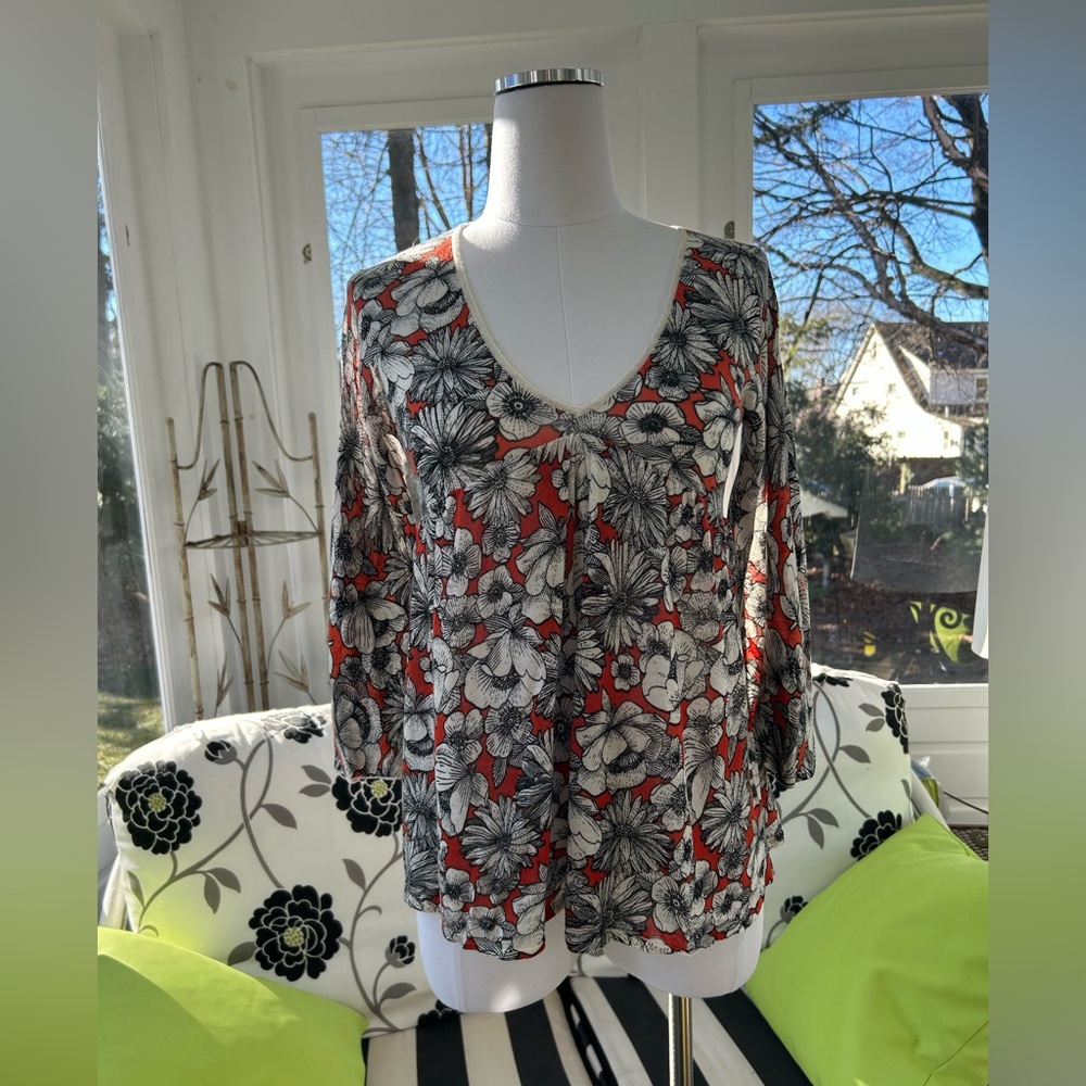 NWOT: Anthropologie Knitted & Knotted Orange, Black and White Floral Cotton V Ne